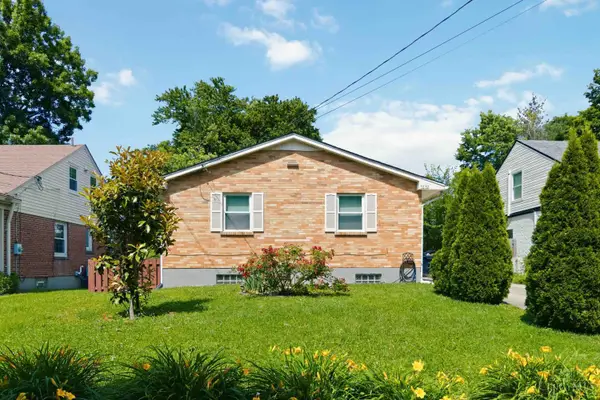 1232 Wayside Place, Cincinnati, OH 45230