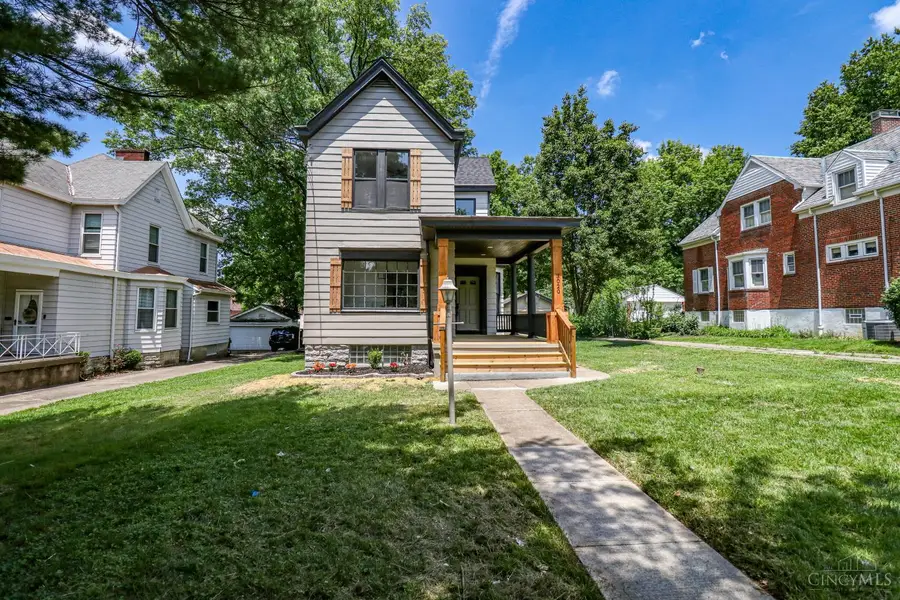3020 Daytona Avenue, Cincinnati, OH 45211 - #3