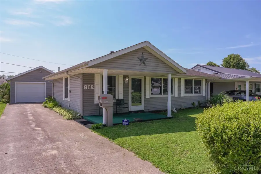 612 Walnut Street, Waverly, OH 45690 - #2