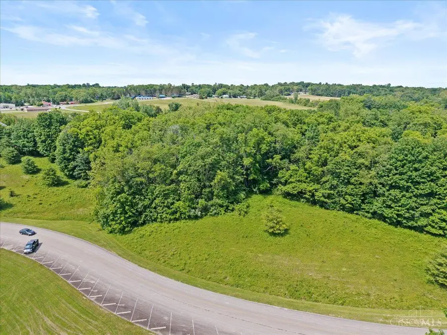 4 North Beach Road, Highland Holiday, OH 45133 - #3