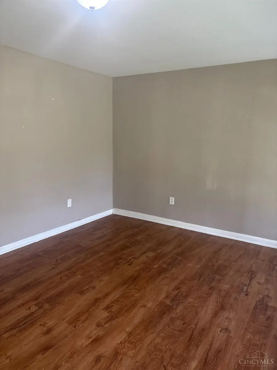 2806 Niagara Street, Cincinnati, OH 45251 - #3