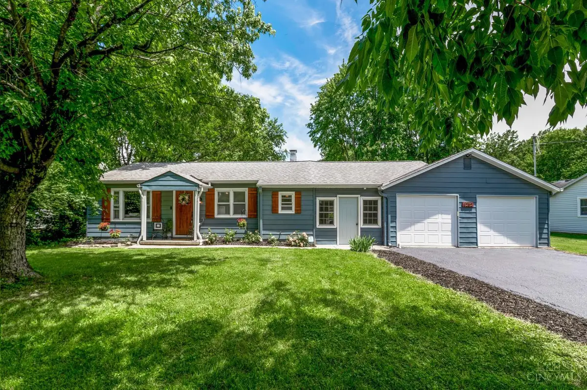 8252 Sibcy Road, Maineville, OH 45039 - #1