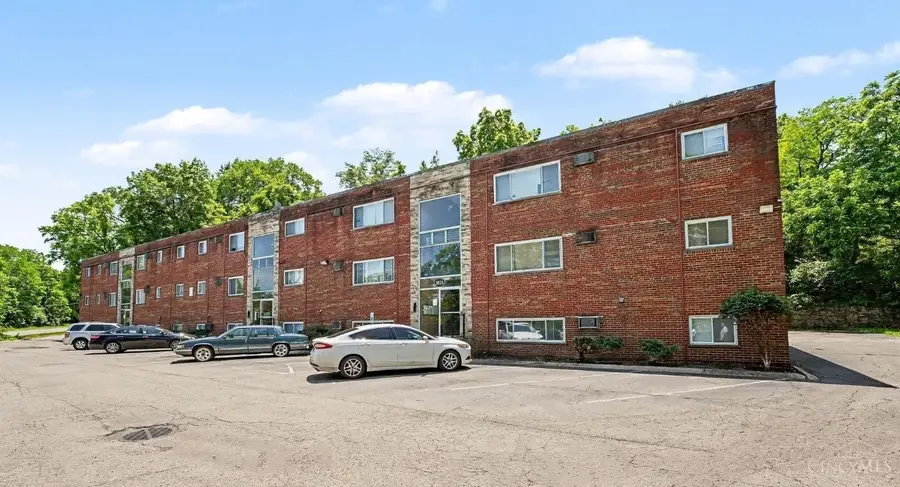 3025 Westwood Northern Boulevard, Cincinnati, OH 45211 - #3