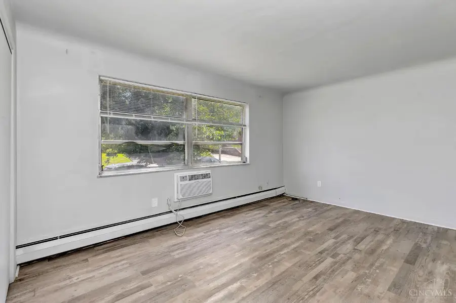 6431 Hammel Avenue, Cincinnati, OH 45237 - #3