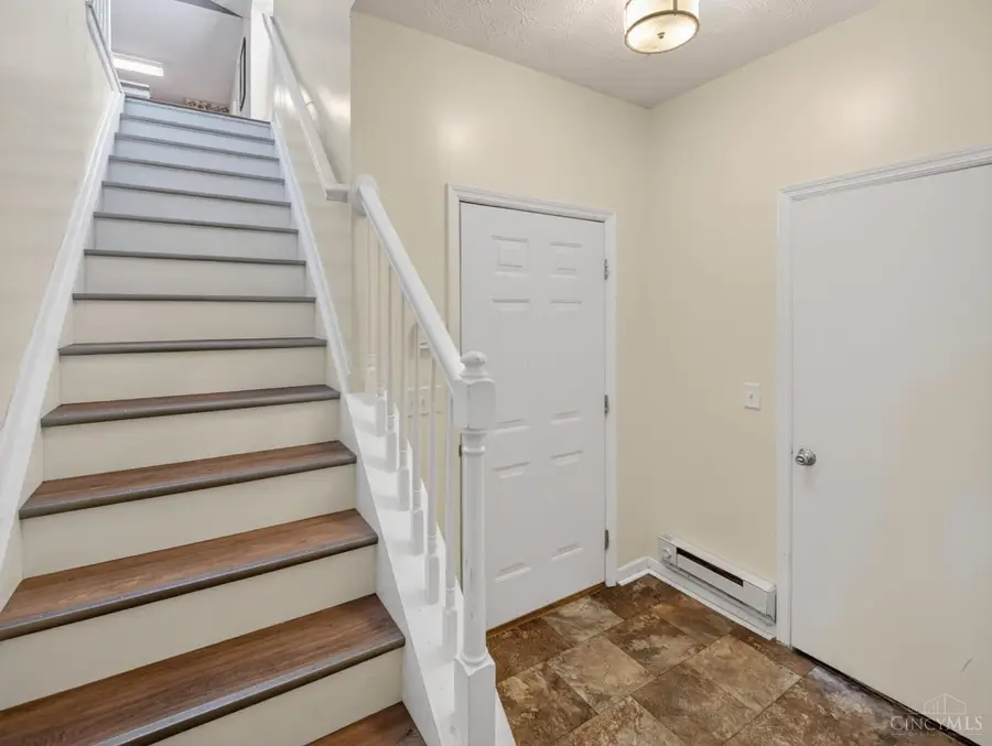 4611 Court Yard Drive, Mason, OH 45040 - #2