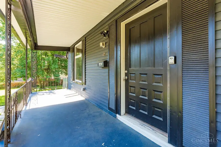 871 Hutchins Avenue, Cincinnati, OH 45229 - #3