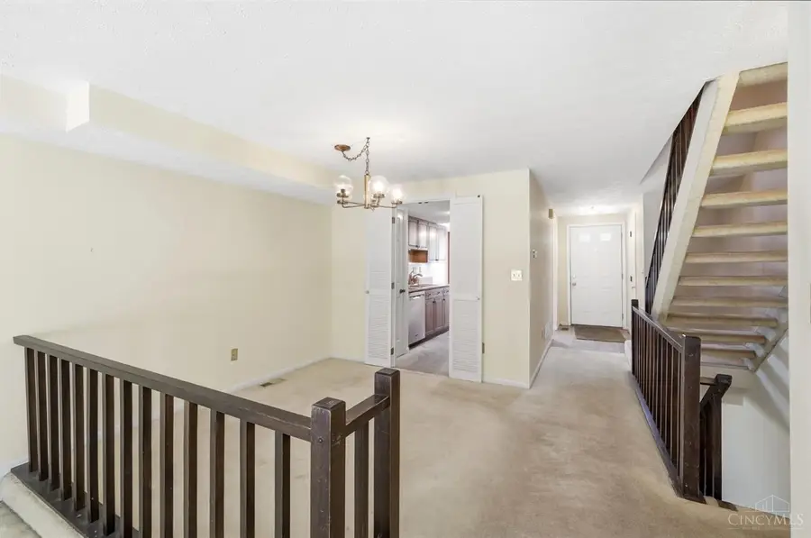 10845 Lake Thames Drive, Cincinnati, OH 45242 - #3
