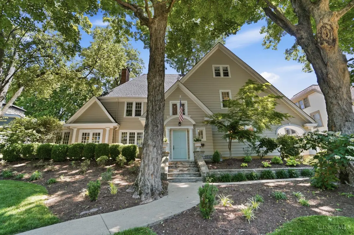 1340 Observatory Drive, Cincinnati, OH 45208 - #1