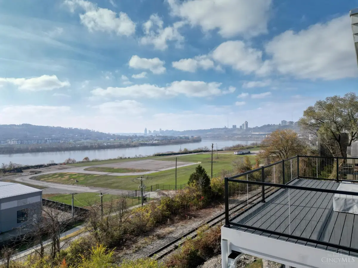 2851 Hoff Avenue, Cincinnati, OH 45226 - #1