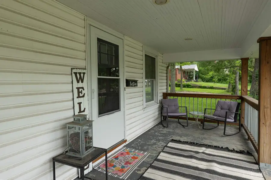 16 Burton Road, Middletown, OH 45044 - #2