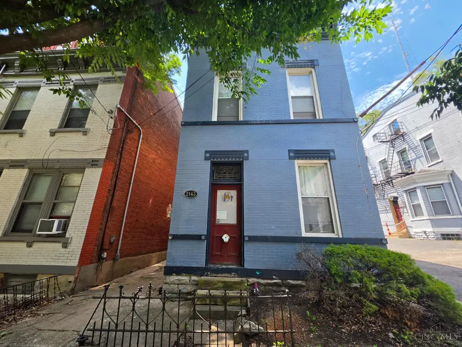 2143 W Clifton Avenue, Cincinnati, OH 45219 - #2