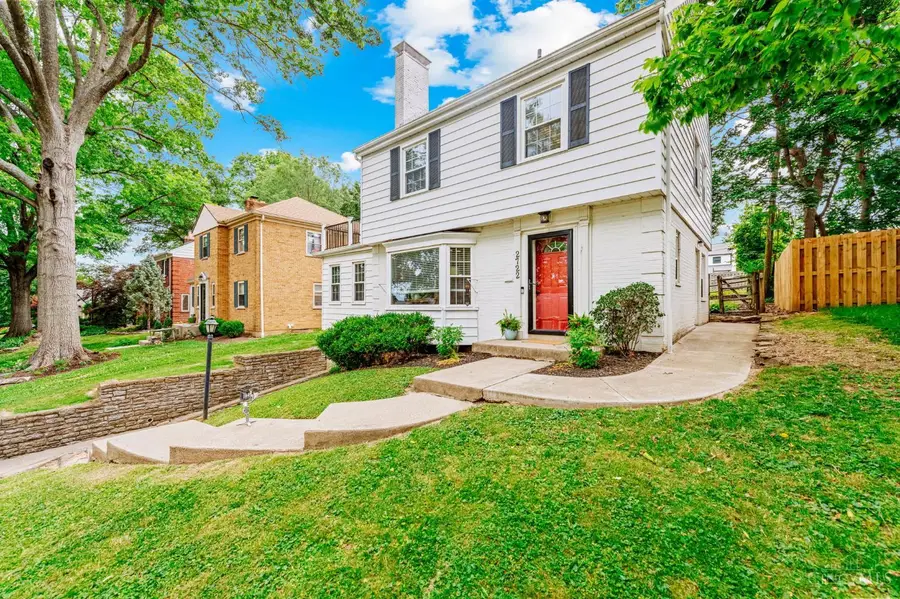 2722 Ridgewood Avenue, Ridgewood, OH 45213 - #3