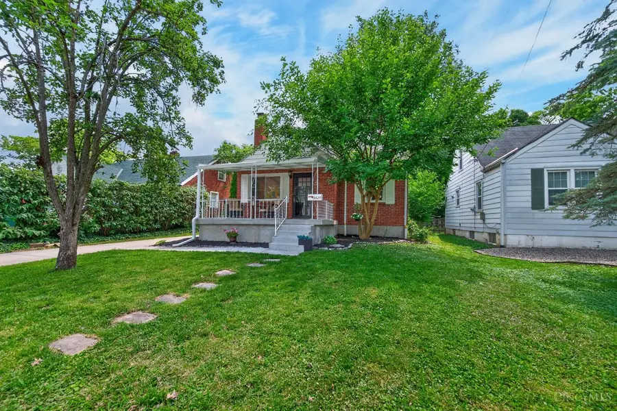 9520 West Avenue, Blue Ash, OH 45242 - #3