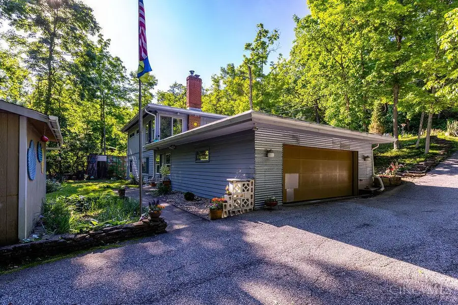 415 W Galbraith Road, Wyoming, OH 45215 - #3
