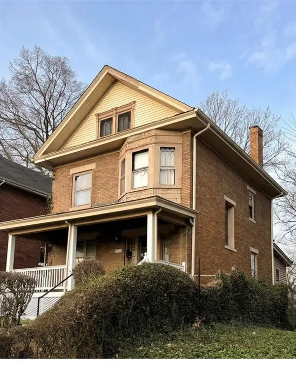 3317 Woodburn Avenue, Cincinnati, OH 45207
