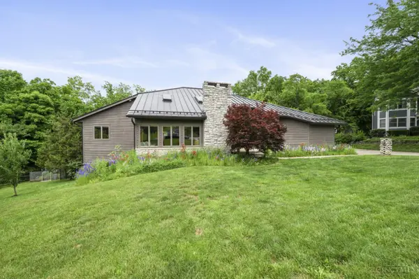 7395 Desert Springs Court, West Chester, OH 45069