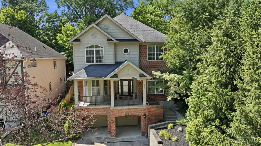 623 Rushton Road, Cincinnati, OH 45226 - #2