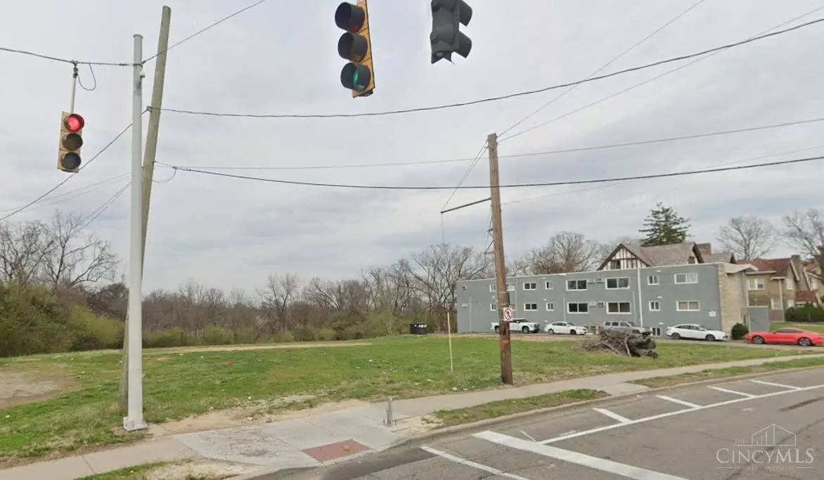 2570 Harrison Avenue, Cincinnati, OH 45211 - #1