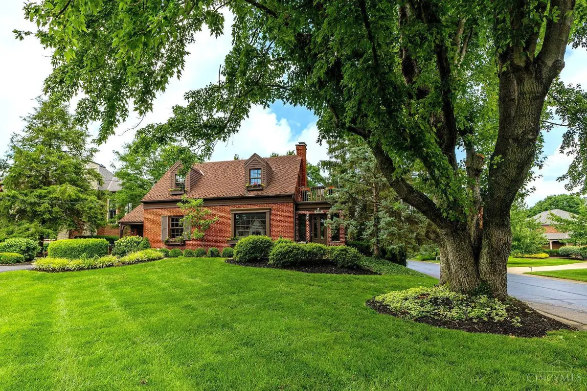 9844 Zig Zag Road, Montgomery, OH 45242 - #1