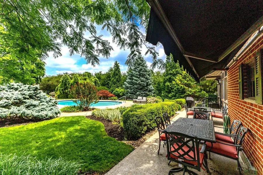 9844 Zig Zag Road, Montgomery, OH 45242 - #2