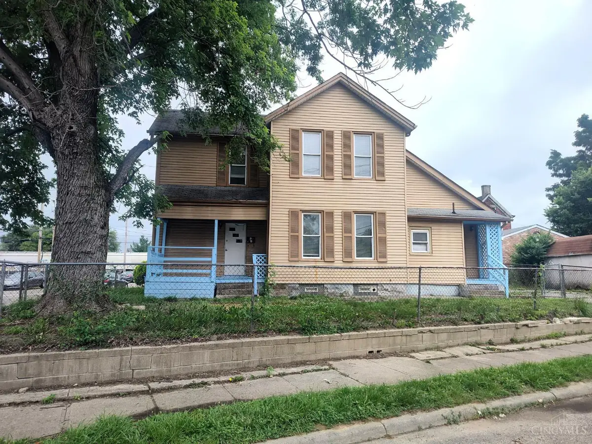 200 Maple Street, Elmwood Place, OH 45216 - #1