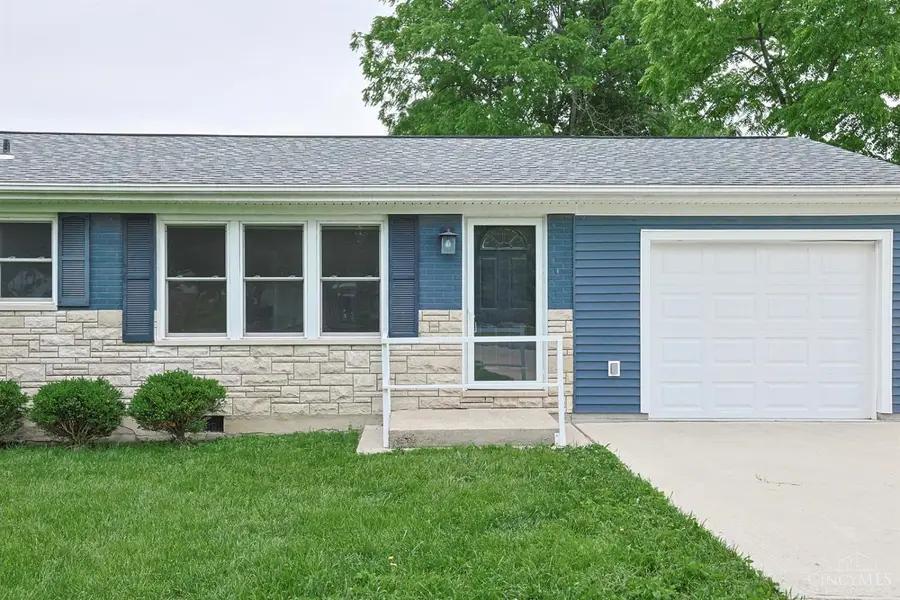 7419 Willow Drive, Blanchester, OH 45107 - #2