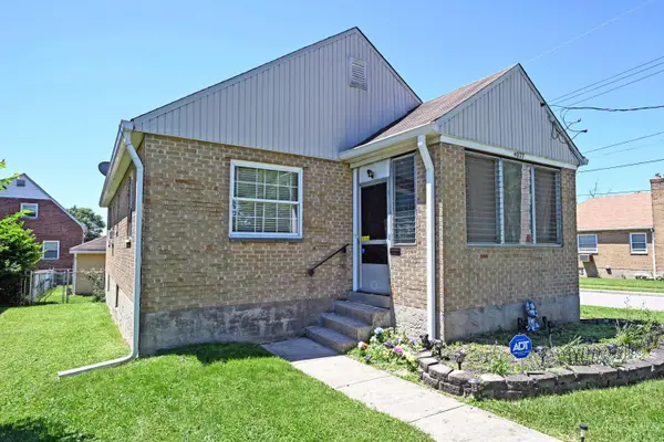 4027 Smith Road, Cincinnati, OH 45211
