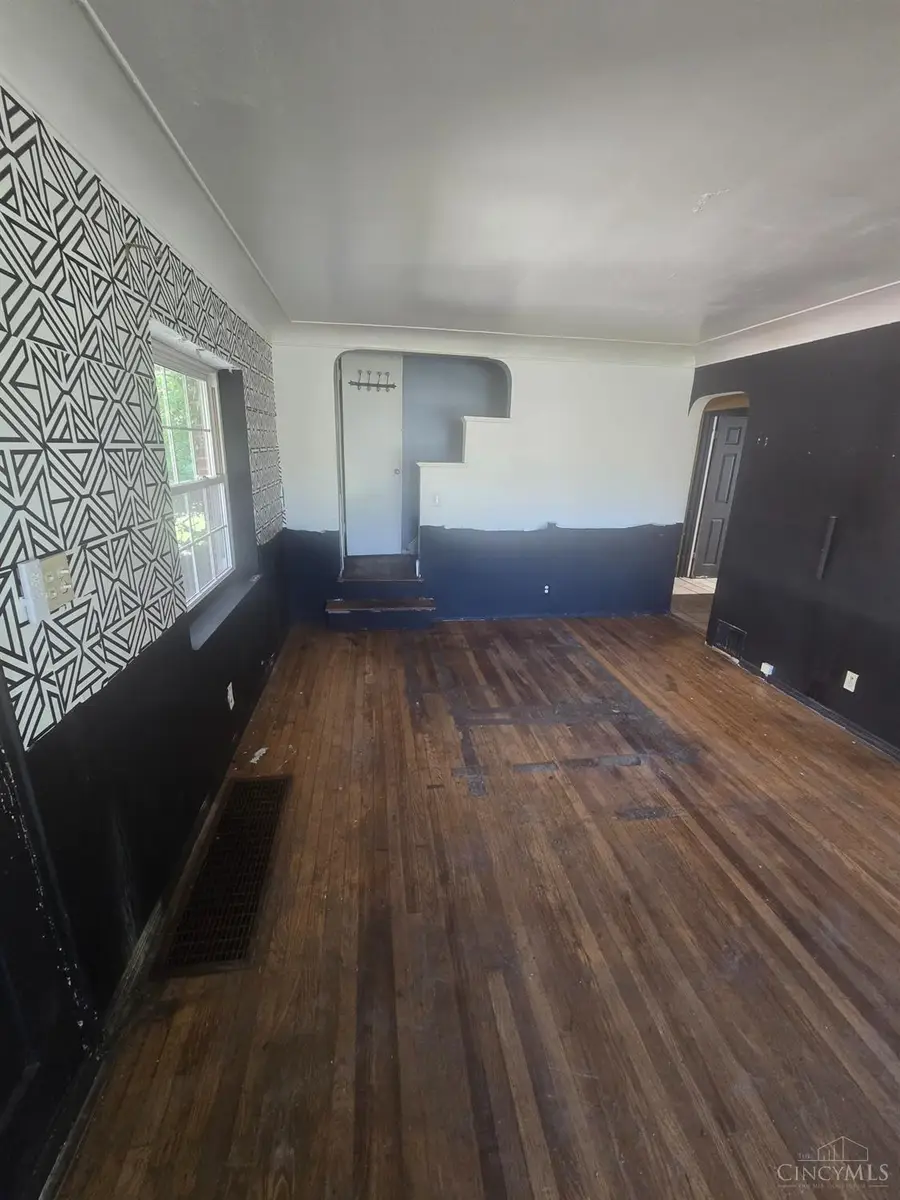 1499 Clovernoll Drive, Cincinnati, OH 45231 - #3