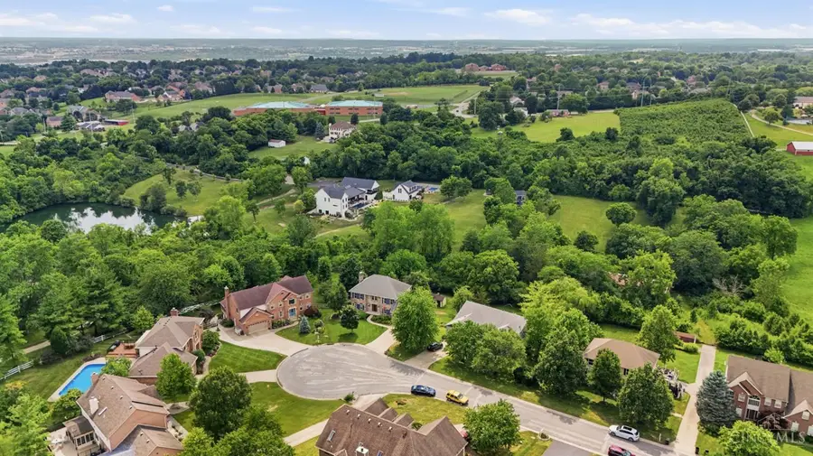 8303 Paddington Court, West Chester, OH 45069 - #3