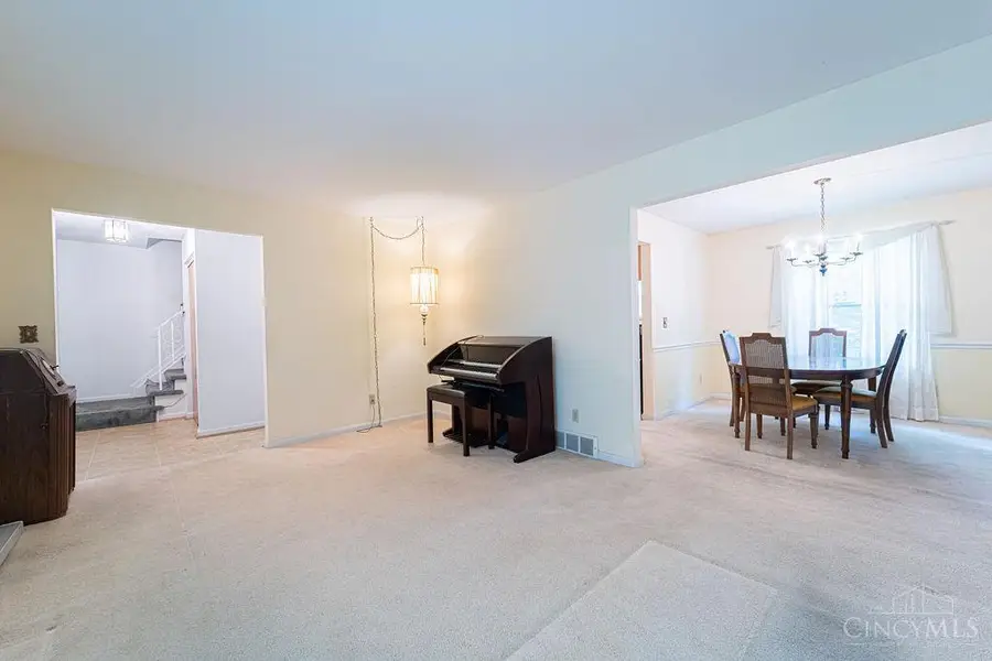 2559 Fulbourne Drive, Mount Healthy, OH 45231 - #3