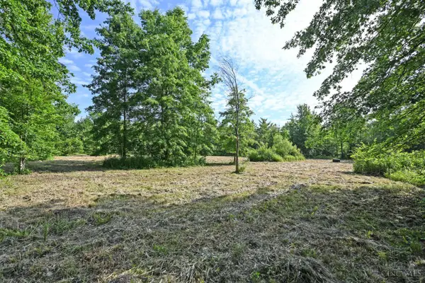 10752 Armstrong Road, Harlan Twp, OH 45162