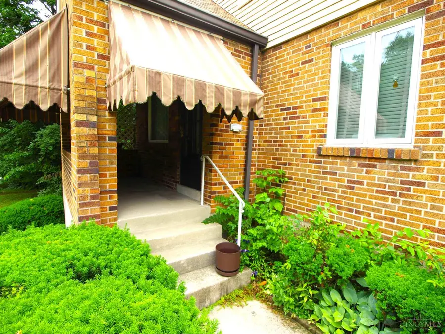 1646 Quebec Road, Cincinnati, OH 45205 - #2