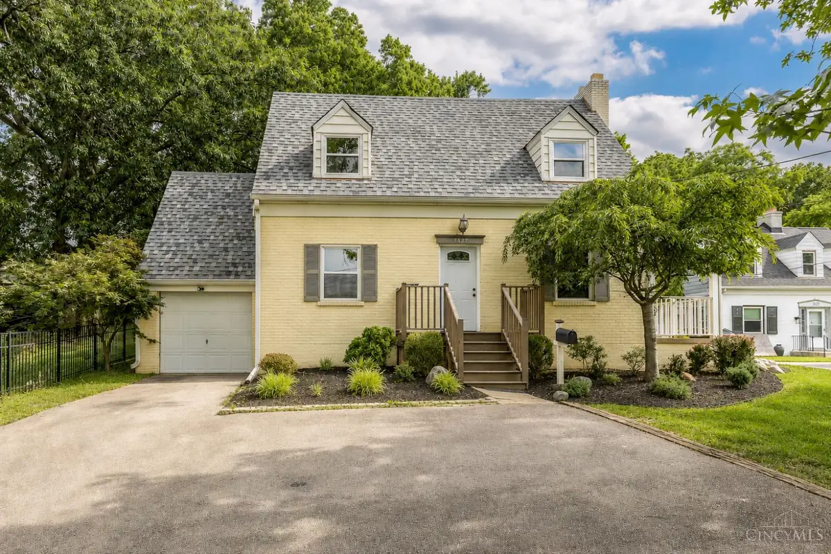 7527 Montgomery Road, Sycamore, OH 45236 - #1