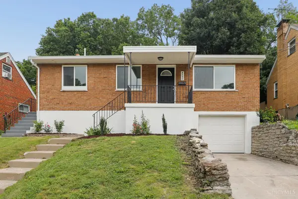 4136 Pleasure Drive, Cincinnati, OH 45205