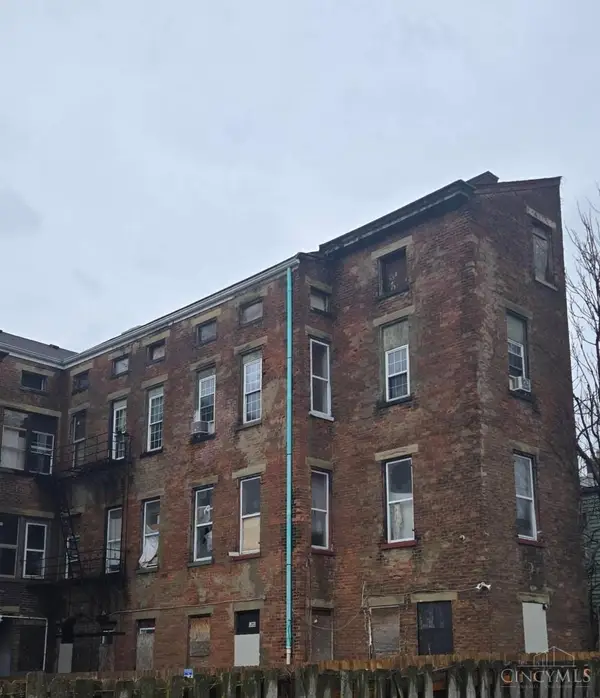 2904 S Colerain Ave, Cincinnati, OH 45225