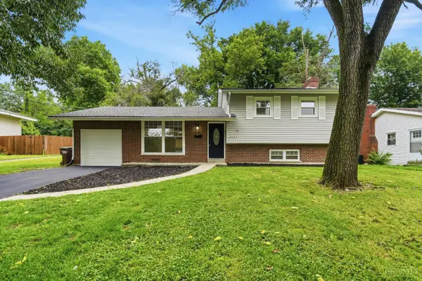 10686 Chelmsford Road, Cincinnati, OH 45240