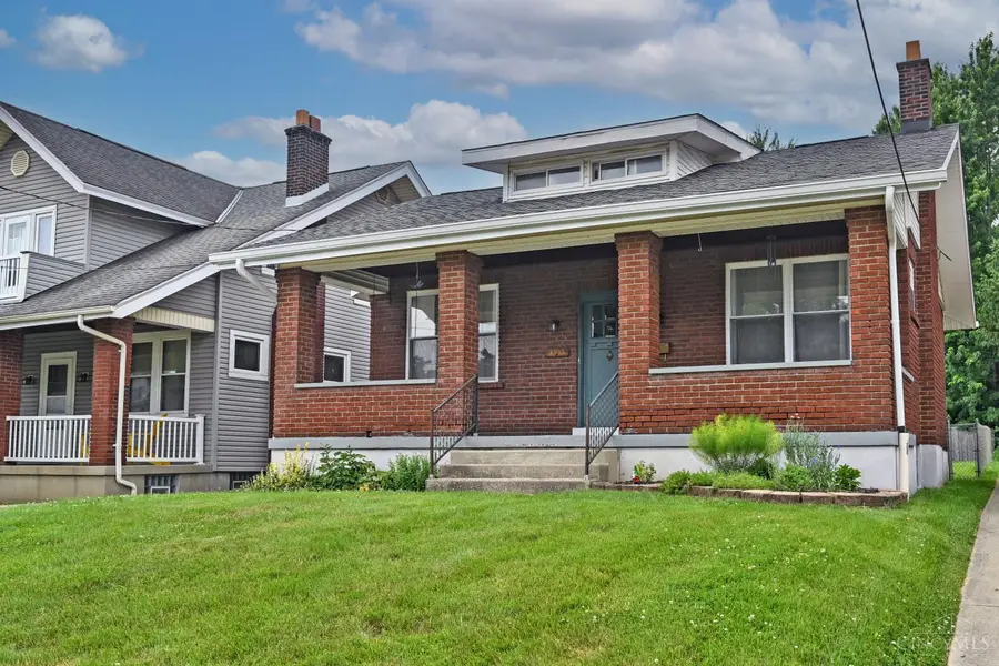 3915 Taft Avenue, Cincinnati, OH 45211 - #3