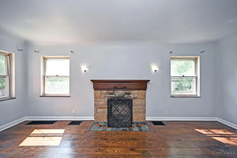 3948 Holman Circle, Silverton, OH 45236 - #3