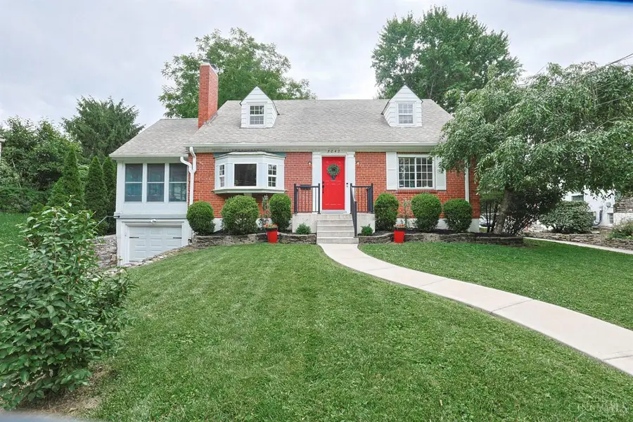 5042 Collinwood Place, Cincinnati, OH 45227 - #2