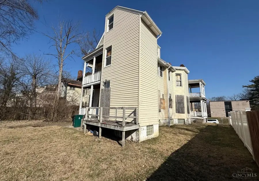 693 Gholson Avenue, Cincinnati, OH 45229 - #3