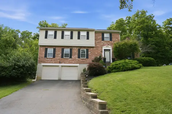 7229 Camargowoods Drive, Madeira, OH 45243