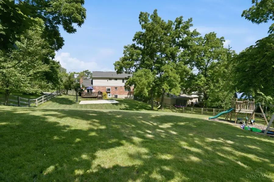 7229 Camargowoods Drive, Madeira, OH 45243 - #2