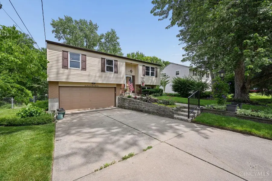10354 Pippin Lane, Mount Healthy Heights, OH 45231 - #2