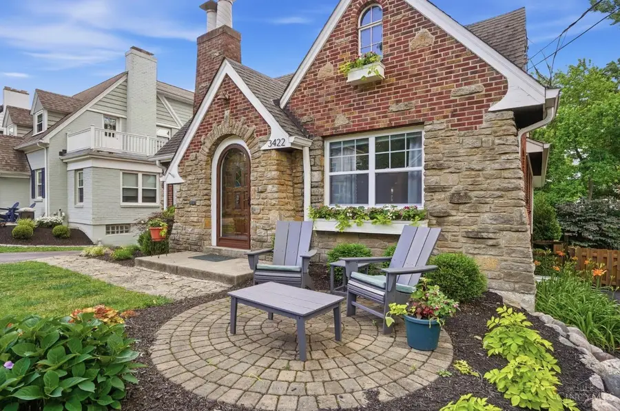 3422 Ault View Avenue, Cincinnati, OH 45208 - #2