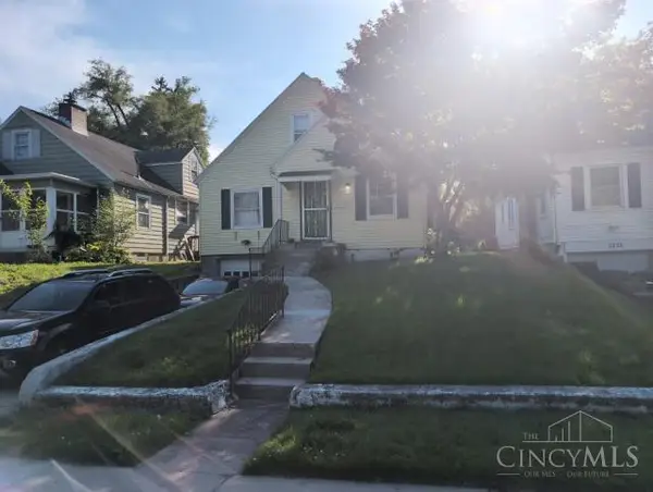 2221 Riverside Drive, Dayton, OH 45405