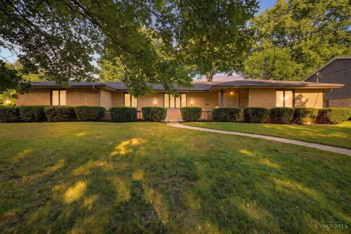5915 Seiler Drive, Cincinnati, OH 45239 - #1