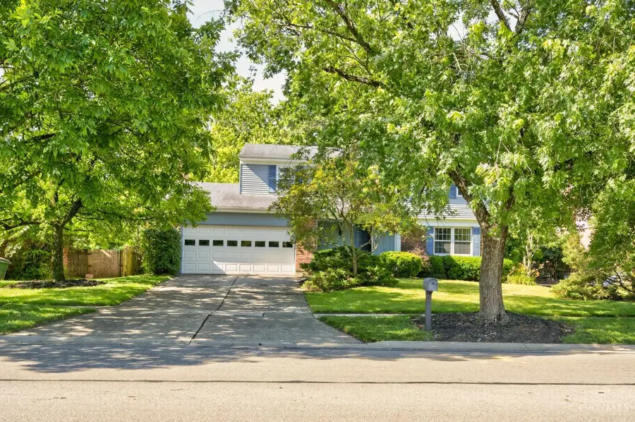 621 Glensprings Drive, Springdale, OH 45246 - #3