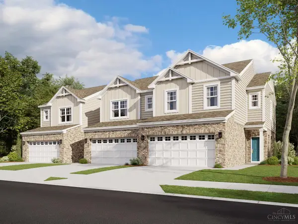 7229 Grandpoint Drive #23, West Chester, OH 45040
