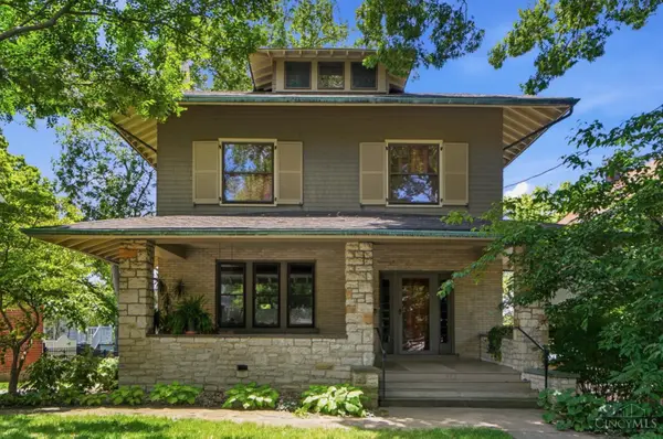 573 Evanswood Place, Cincinnati, OH 45220