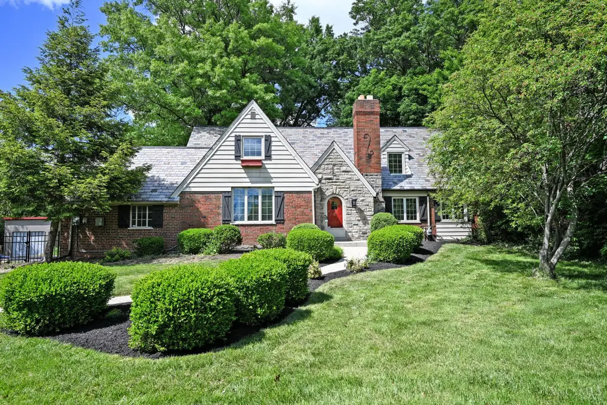 1020 W Galbraith Road, Cincinnati, OH 45231 - #1